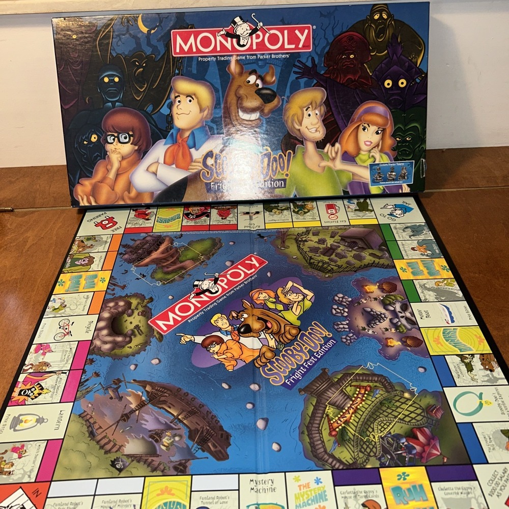 Complete Vintage Monopoly Scooby-Doo Fright Fest Edition Board Game 2000